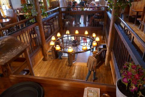 Inside the Hamburg Yellow Deli